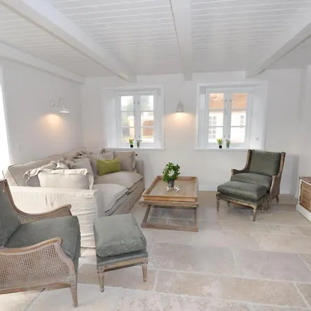 Dom wakacyjny Spo-kate 1 *